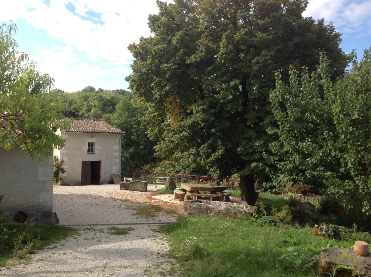 Maison De Campagne Saint-Bris-des-Bois Exterior foto